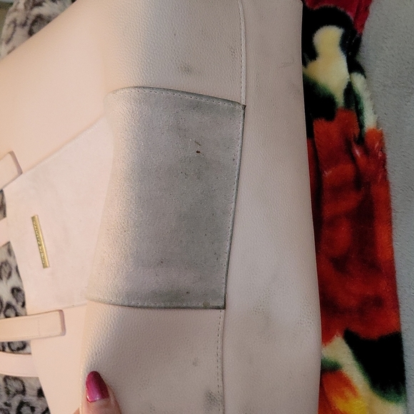 Large Vince Camuto Tote, Soft Pink / Rose Blush Pre-owned - Picture 4 of 5